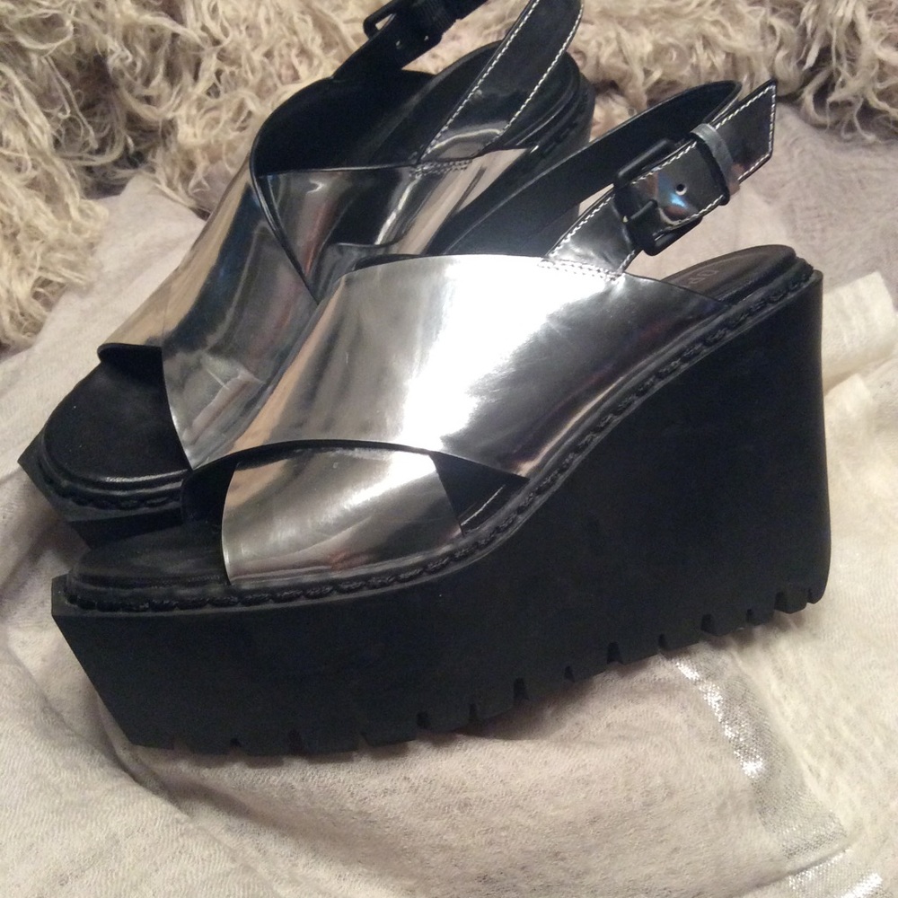 Opening Ceremony Silver Leather Platforms! ❤️💋❤️